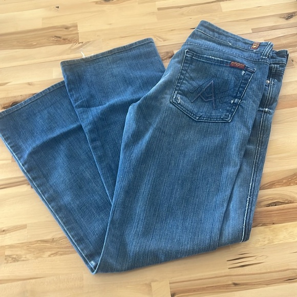 For all mankind size 31 great condition - Picture 3 of 8